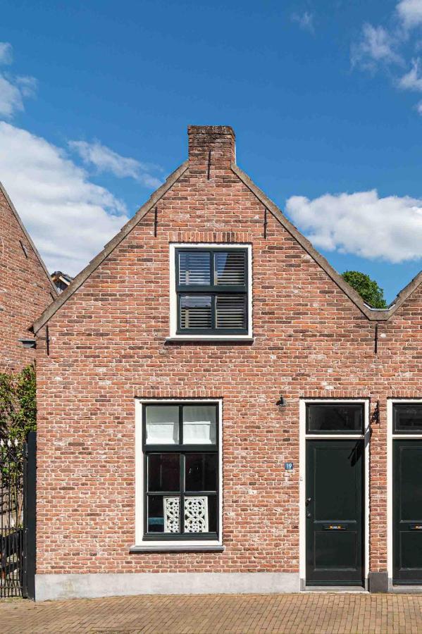 B&B Zilverstad Huisje De Watertoren Schoonhoven Exterior foto